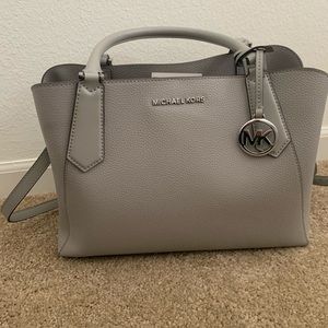 Michael Kors Savannah Large Pearl Gray Satchel